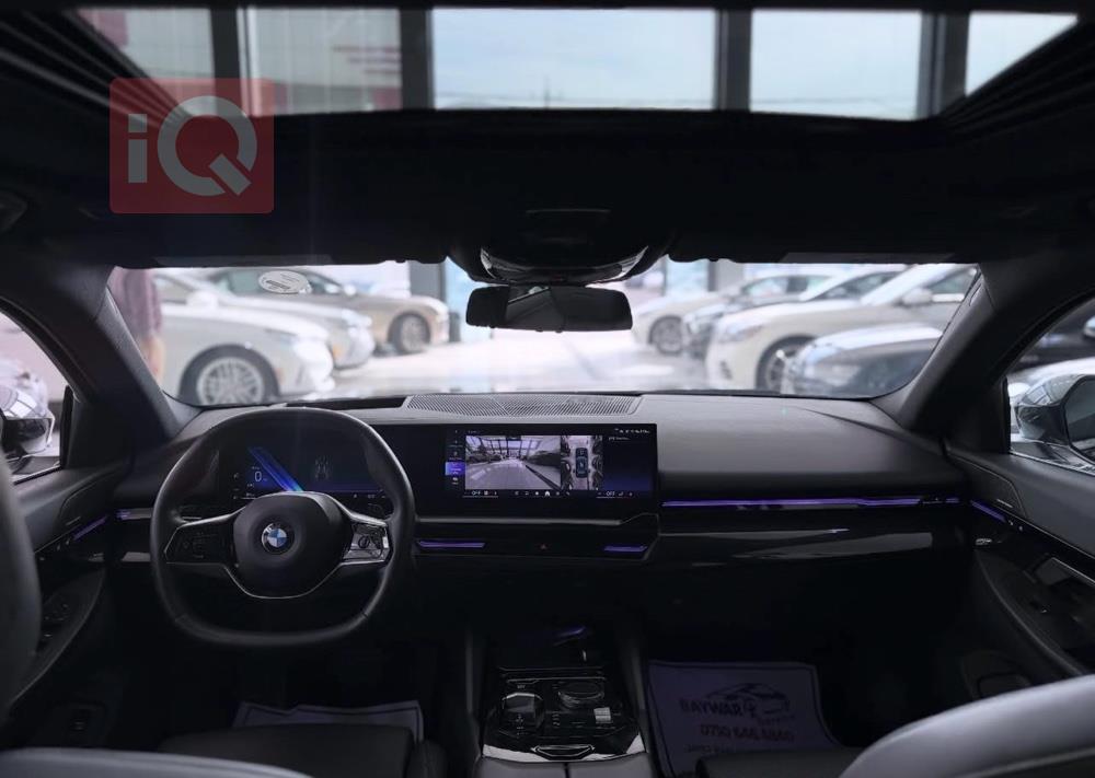 بی ئێم دەبڵیو سیریەس 5